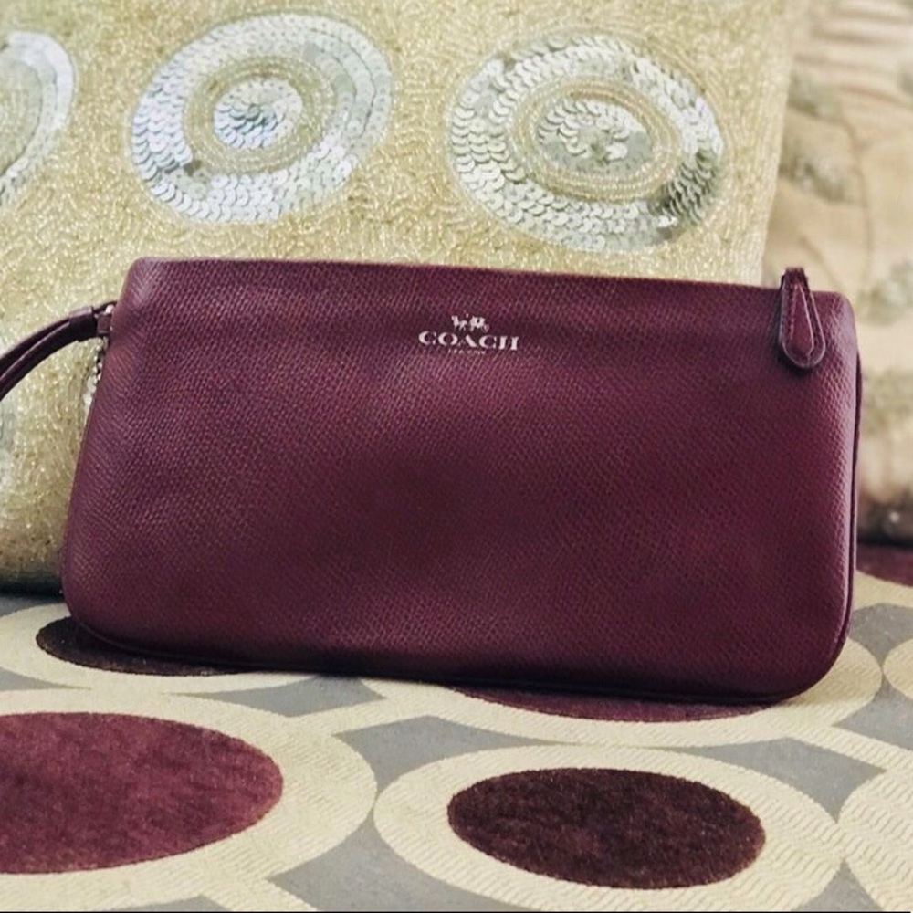 Authentic Coach Wristlet